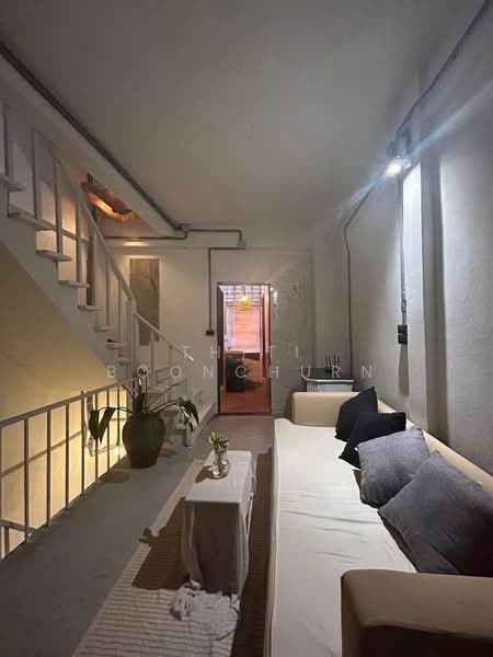 Townhouse, 4 Bed, Soi Pridi Banomyong, Watthana, Bangkok, Khlong Tan Nua, Watthana, Bangkok, 4 Bedrooms, 240 sqm, Townhouse For Rent, by Thiti Boonchurn, 500257079 - DDproperty.com