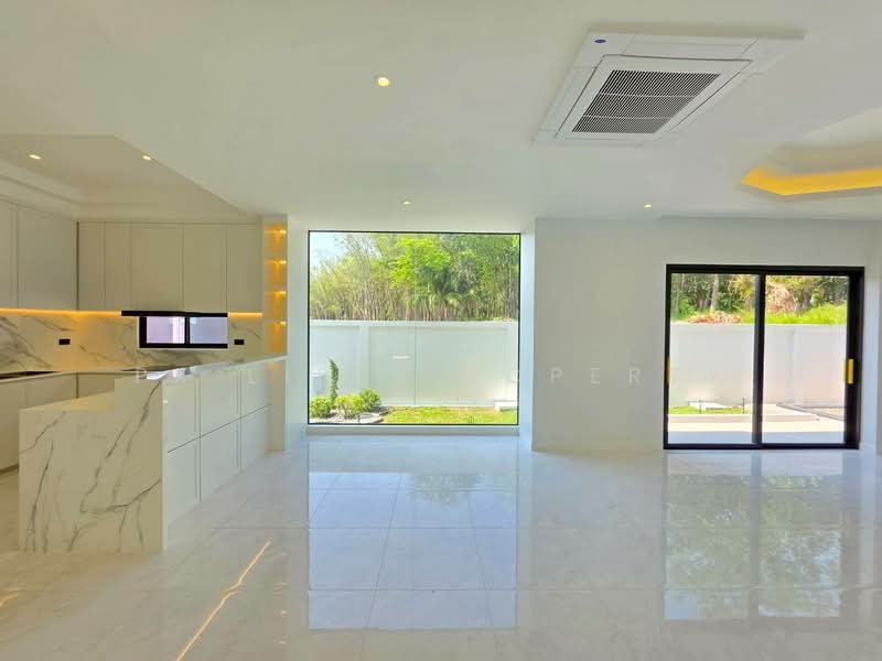 8S0230 Pool villa for sale 13,900,000 baht 4 bedroom 5 bathroom at chalong, Phuket, Chalong, Muang Phuket, Phuket, 4 Bedrooms, 300 sqm, Villa For Sale, by PK LIFE Property, 500257084 - DDproperty.com
