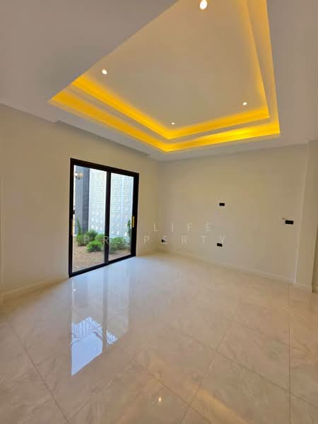 8S0230 Pool villa for sale 13,900,000 baht 4 bedroom 5 bathroom at chalong, Phuket, Chalong, Muang Phuket, Phuket, 4 Bedrooms, 300 sqm, Villa For Sale, by PK LIFE Property, 500257084 - DDproperty.com