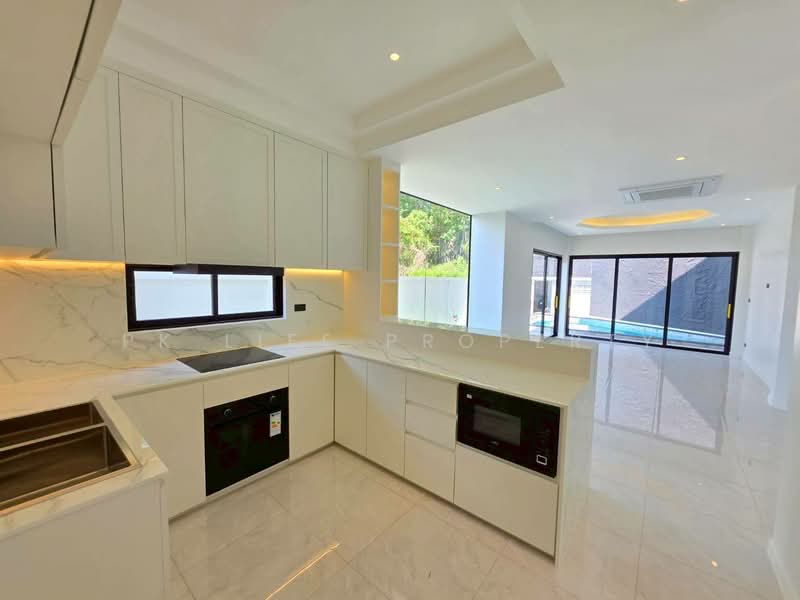 8S0230 Pool villa for sale 13,900,000 baht 4 bedroom 5 bathroom at chalong, Phuket, Chalong, Muang Phuket, Phuket, 4 Bedrooms, 300 sqm, Villa For Sale, by PK LIFE Property, 500257084 - DDproperty.com