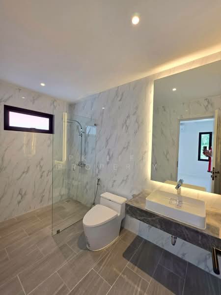 8S0230 Pool villa for sale 13,900,000 baht 4 bedroom 5 bathroom at chalong, Phuket, Chalong, Muang Phuket, Phuket, 4 Bedrooms, 300 sqm, Villa For Sale, by PK LIFE Property, 500257084 - DDproperty.com