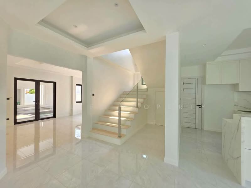 8S0230 Pool villa for sale 13,900,000 baht 4 bedroom 5 bathroom at chalong, Phuket, Chalong, Muang Phuket, Phuket, 4 Bedrooms, 300 sqm, Villa For Sale, by PK LIFE Property, 500257084 - DDproperty.com