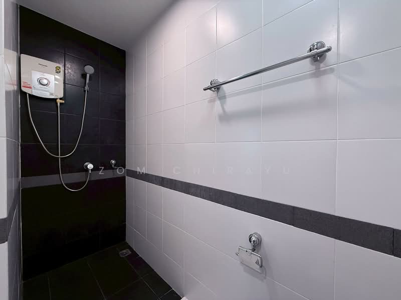 A Space Sukhumvit 77, Bangkok, 2345 Sukhumvit 77 Road, Suan Luang, Suan Luang, Bangkok, 1 Bedroom, 35 sqm, Condo For Sale, by Zom Chirayu, 500257086 - DDproperty.com