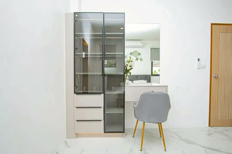 8S0232 Pool villa for sale 12,700,000 baht 3 bedroom 3 bathroom at chalong, Phuket, Chalong, Muang Phuket, Phuket, 3 Bedrooms, 200 sqm, Villa For Sale, by PK LIFE Property, 500257091 - DDproperty.com