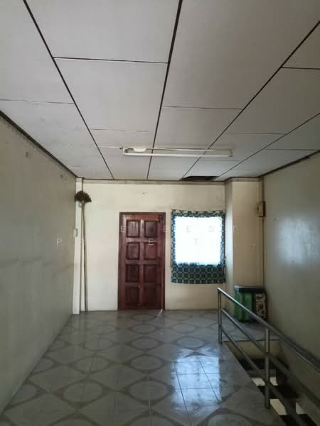 อาคารพาณิชย์เฉลิมพระเกียรติ นครศรีธรรมราช, Nakhon Si Thammarat, Don Tro, Chalermphrakiet, Nakhon Si Thammarat, , 100 sqm, Shophouse For Sale, by The Best Property ปอน, 500257100 - DDproperty.com