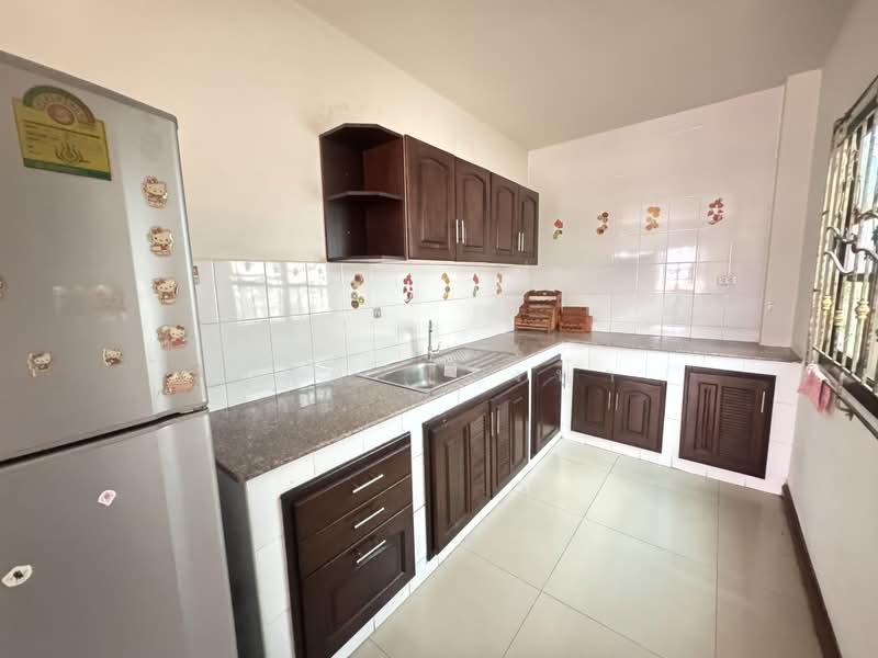 ขายด่วน บ้านเดี่ยวหลังใหญ่ หัวมุม ม.ธารดารา ศรีราชา, Chon Buri (Pattaya), Surasak, Si Racha, Chon Buri (Pattaya), 3 Bedrooms, 200 sqm, Single Detached House For Sale, by Dusit Saengfa, 500257101 - DDproperty.com