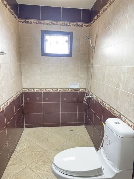 ขายด่วน บ้านเดี่ยวหลังใหญ่ หัวมุม ม.ธารดารา ศรีราชา, Chon Buri (Pattaya), Surasak, Si Racha, Chon Buri (Pattaya), 3 Bedrooms, 200 sqm, Single Detached House For Sale, by Dusit Saengfa, 500257101 - DDproperty.com