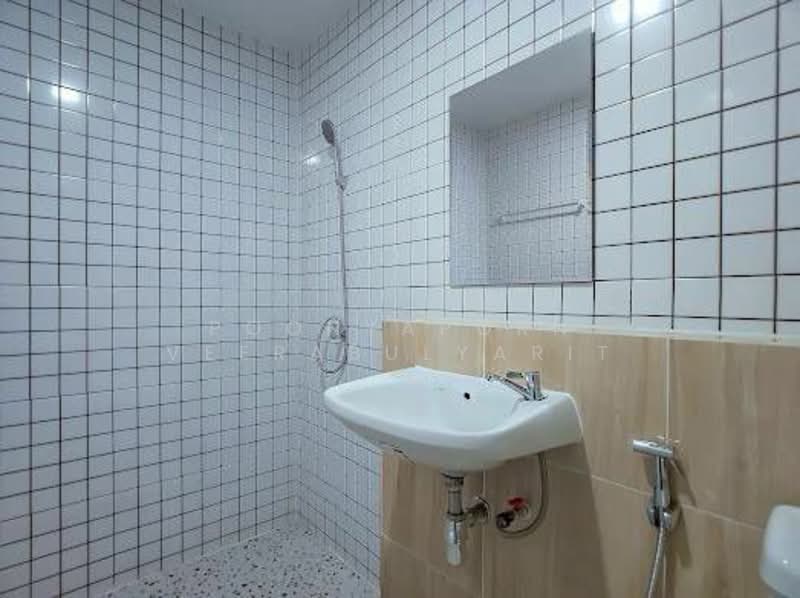 Nunticha Village 2 : หมู่บ้าน นันทิชา 2, Nonthaburi, บางกรวย - ไทรน้อย, Sai Noi, Sai Noi, Nonthaburi, 2 Bedrooms, 136 sqm, Townhouse For Sale, by Poonyaporn Veerabulyarit, 500257106 - DDproperty.com