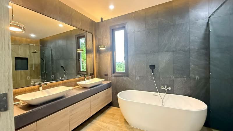 Impress House Village, Chon Buri (Pattaya), Nong Pru, Bang Lamung (Pattaya), Chon Buri (Pattaya), 5 Bedrooms, 330 sqm, Semi-Detached House (Twin House) For Sale, by อาทิตยา จินตะเหวก, 500257116 - DDproperty.com