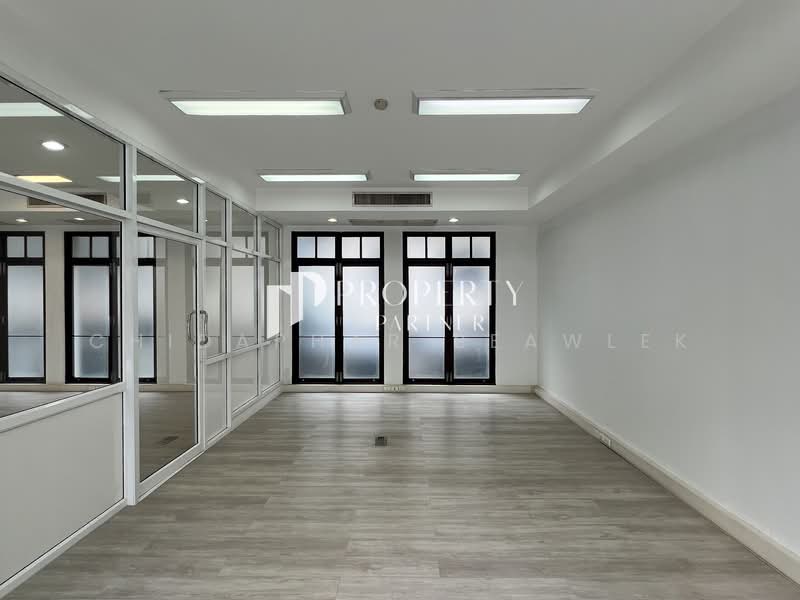 Office Building Asoke Sukhumvit 19, Bangkok, สุขุมวิท, Thawi Watthana, Thawi Watthana, Bangkok, , 485 sqm, Office Space For Sale, by Chidaphar Beawlek, 500257212 - DDproperty.com