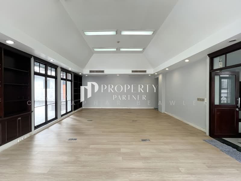 Office Building Asoke Sukhumvit 19, Bangkok, สุขุมวิท, Thawi Watthana, Thawi Watthana, Bangkok, , 485 sqm, Office Space For Sale, by Chidaphar Beawlek, 500257212 - DDproperty.com