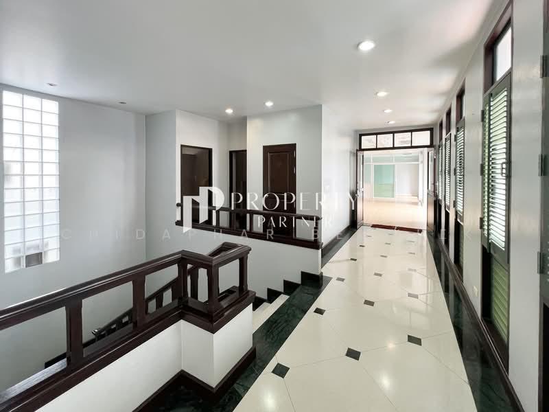 Office Building Asoke Sukhumvit 19, Bangkok, สุขุมวิท, Thawi Watthana, Thawi Watthana, Bangkok, , 485 sqm, Office Space For Sale, by Chidaphar Beawlek, 500257212 - DDproperty.com