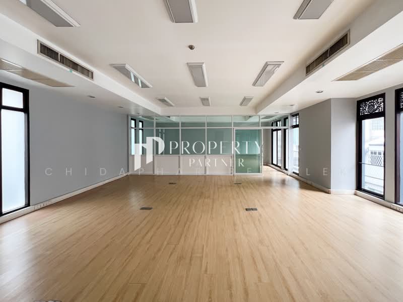 Office Building Asoke Sukhumvit 19, Bangkok, สุขุมวิท, Thawi Watthana, Thawi Watthana, Bangkok, , 485 sqm, Office Space For Sale, by Chidaphar Beawlek, 500257212 - DDproperty.com
