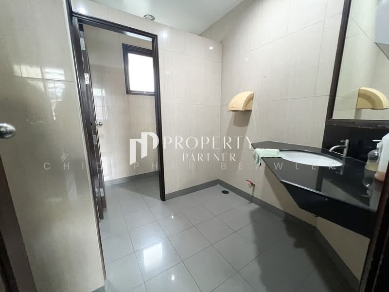 Office Building Asoke Sukhumvit 19, Bangkok, สุขุมวิท, Thawi Watthana, Thawi Watthana, Bangkok, , 485 sqm, Office Space For Sale, by Chidaphar Beawlek, 500257212 - DDproperty.com