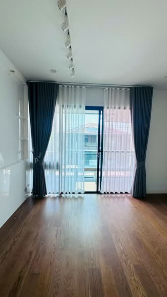 Burasiri Bangna, Samut Prakan, 88 Rattanarat Road, Bang Sao Thong, Bang Sao Thong, Samut Prakan, 5 Bedrooms, 296 sqm, Single Detached House For Sale, by Jintarat Peerapatdit, 500257219 - DDproperty.com