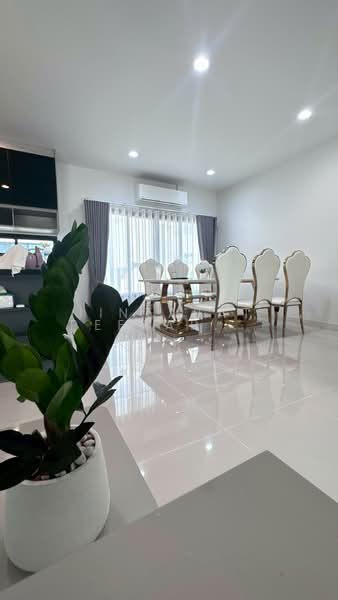 Burasiri Bangna, Samut Prakan, 88 Rattanarat Road, Bang Sao Thong, Bang Sao Thong, Samut Prakan, 5 Bedrooms, 296 sqm, Single Detached House For Sale, by Jintarat Peerapatdit, 500257219 - DDproperty.com