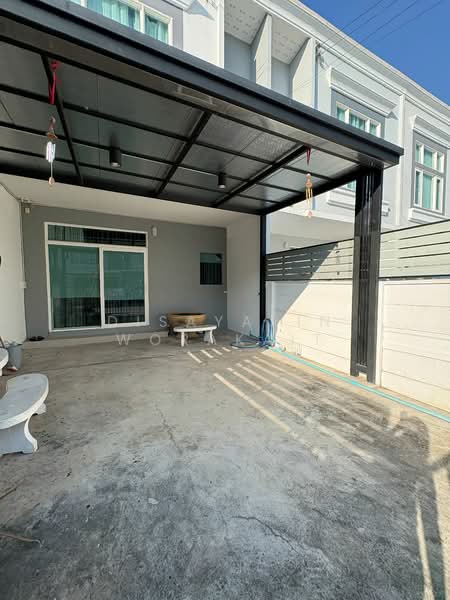 Gusto Town Home Petkasem - Thaweewattana : กัสโต้ ทาวน์โฮม เพชรเกษม - ทวีวัฒนา, กรุงเทพ, ซอยทวีวัฒนา 9 ถนนทวีวัฒนา, ทวีวัฒนา, ทวีวัฒนา, กรุงเทพ, 76 ตร.ม., ทาวน์เฮ้าส์ ขาย, โดย Disayarin Worakait, 500257246 - DDproperty.com