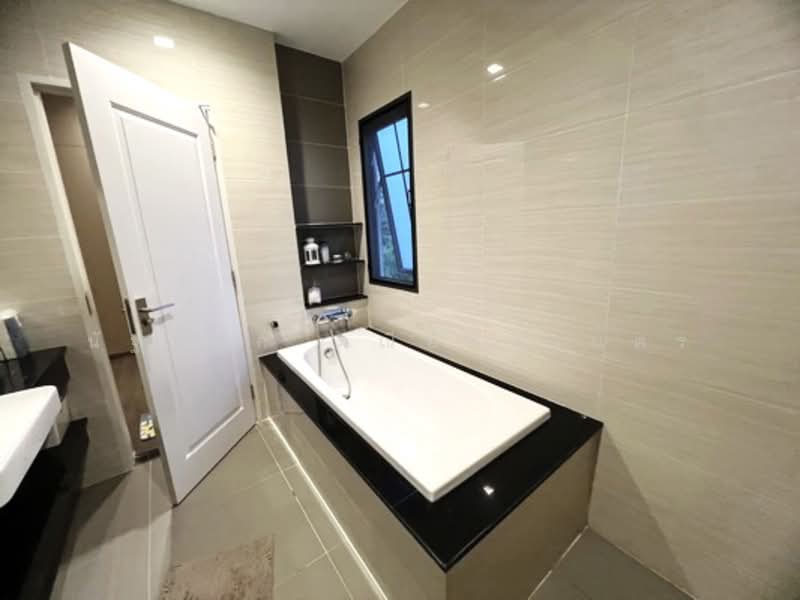 Bangkok Boulevard Sathorn-Pinklao 2, Nonthaburi, Bang Kruai-Chong Thanom Road, Mahasawat, Bang Kruai, Nonthaburi, 4 Bedrooms, 245 sqm, Single Detached House For Rent, by นัฐพงค์ มณีอัครเนตร, 500257260 - DDproperty.com