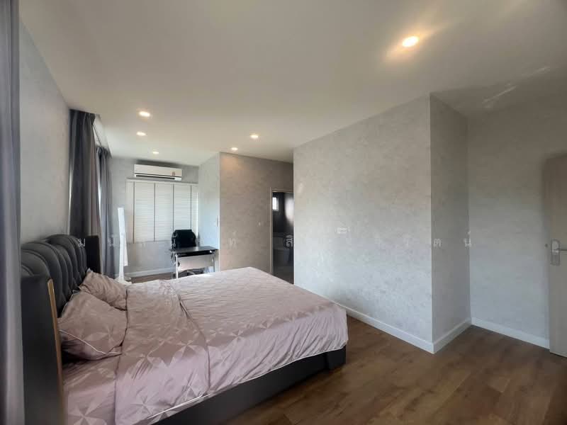 Perfect Place Rama 9-Krungthep Kreetha, Bangkok, Srinakarin - Rom Klao Road, Khlong Song Ton Nun, Lat Krabang, Bangkok, 4 Bedrooms, 226 sqm, Single Detached House For Sale, by มนัสนันท์ สิริรุจิรัตน์, 500257264 - DDproperty.com