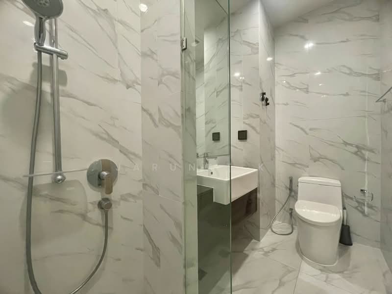 Noble BE19 Sukhumvit, Bangkok, 89 Sukhumvit 19 Alley, Khlong Tan Nua, Watthana, Bangkok, 1 Bedroom, 35 sqm, Condo For Rent, by Jarunat K, 500257287 - DDproperty.com