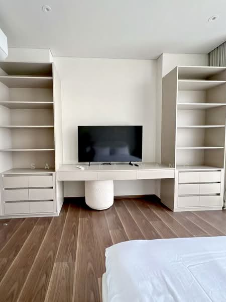 Via 61, Bangkok, Khlong Tan Nua, Watthana, Bangkok, 3 Bedrooms, 127 sqm, Condo For Rent, by Sarttra Wang, 500257289 - 3rd bedroom - DDproperty.com