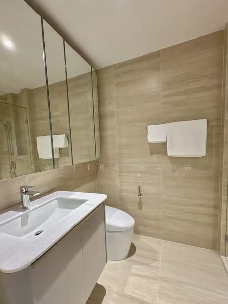 Via 61, Bangkok, Khlong Tan Nua, Watthana, Bangkok, 3 Bedrooms, 127 sqm, Condo For Rent, by Sarttra Wang, 500257289 - 3rd bathroom - DDproperty.com