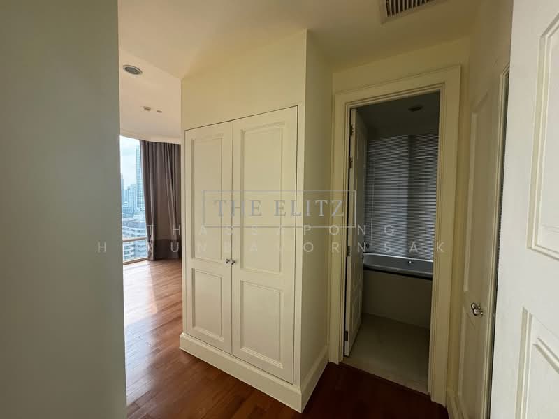 Royce Private Residences, Bangkok, 61 Soi Sukhumvit 31, Khlongtoei Nua, Watthana, Bangkok, 2 Bedrooms, 111 sqm, Condo For Sale, by Thassapong Hirunbavornsak, 500257304 - DDproperty.com