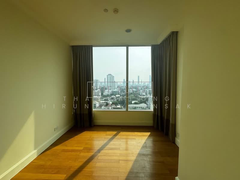 Royce Private Residences : รอย์ช ไพรเวท เรสซิเดนซ์ส, กรุงเทพ, 61 ซอยสุขุมวิท 31, คลองเตยเหนือ, วัฒนา, กรุงเทพ, 111 ตร.ม., คอนโด ขาย, โดย Thassapong Hirunbavornsak, 500257304 - DDproperty.com