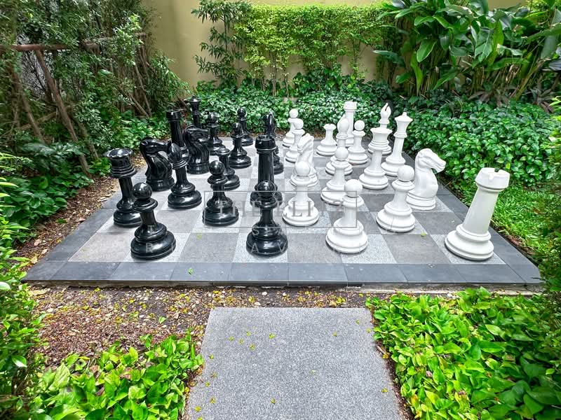 Royce Private Residences, Bangkok, 61 Soi Sukhumvit 31, Khlongtoei Nua, Watthana, Bangkok, 2 Bedrooms, 111 sqm, Condo For Sale, by Thassapong Hirunbavornsak, 500257304 - DDproperty.com
