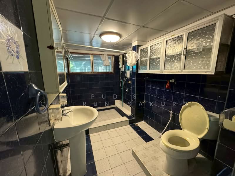 บ้านเดี่ยว 2 ชั้นให้เช่า | อารีย์ – ราชครู, กรุงเทพ, พญาไท, พญาไท, กรุงเทพ, 400 ตร.ม., ตึกแถว-อาคารพาณิชย์ ให้เช่า, โดย Pudis Chitrungsakorn, 500257306 - DDproperty.com