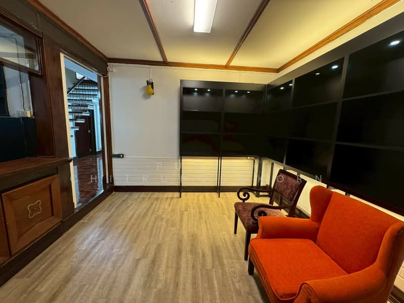 บ้านเดี่ยว 2 ชั้นให้เช่า | อารีย์ – ราชครู, กรุงเทพ, พญาไท, พญาไท, กรุงเทพ, 400 ตร.ม., ตึกแถว-อาคารพาณิชย์ ให้เช่า, โดย Pudis Chitrungsakorn, 500257306 - DDproperty.com