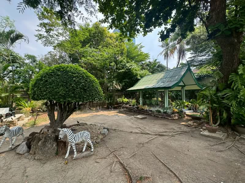 บ้านเดี่ยว 2 ชั้นให้เช่า | อารีย์ – ราชครู, กรุงเทพ, พญาไท, พญาไท, กรุงเทพ, 400 ตร.ม., ตึกแถว-อาคารพาณิชย์ ให้เช่า, โดย Pudis Chitrungsakorn, 500257306 - DDproperty.com