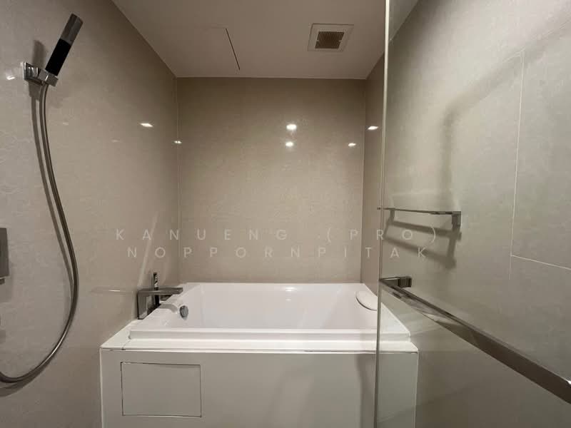 Liv @ 49, Bangkok, 9 Sukhumvit 49 Rd, Khlong Tan Nua, Watthana, Bangkok, 1 Bedroom, 45 sqm, Condo For Sale, by Kanueng (Pro) Noppornpitak, 500257310 - DDproperty.com