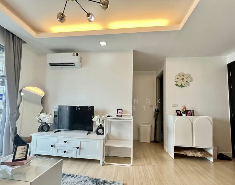 Thru Thonglor, Bangkok, Petchaburi Road, Bang Kapi, Huai Khwang, Bangkok, 1 Bedroom, 38 sqm, Condo For Rent, by Kornkanok Liengsaengthong, 500257312 - DDproperty.com