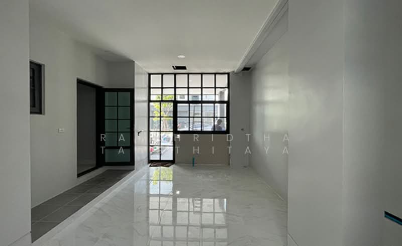 Centro Bangna Km.7, Samut Prakan, Buanakarin Road, Bang Kaeo, Bang Plee, Samut Prakan, 4 Bedrooms, 390 sqm, Single Detached House For Rent, by Ratkhridtha Tansthitaya, 500257344 - DDproperty.com