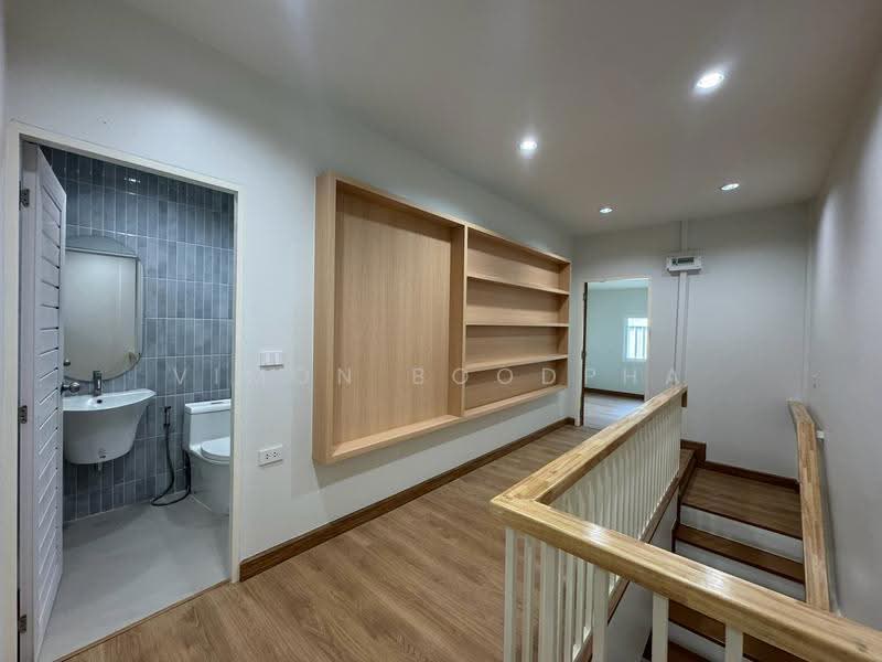 หมู่บ้านอมรพันธ์ ลาดพร้าววังหิน74, Bangkok, Lat Phrao, Bangkok, 3 Bedrooms, 100 sqm, Townhouse For Sale, by Vimon Boodpha, 500257346 - DDproperty.com