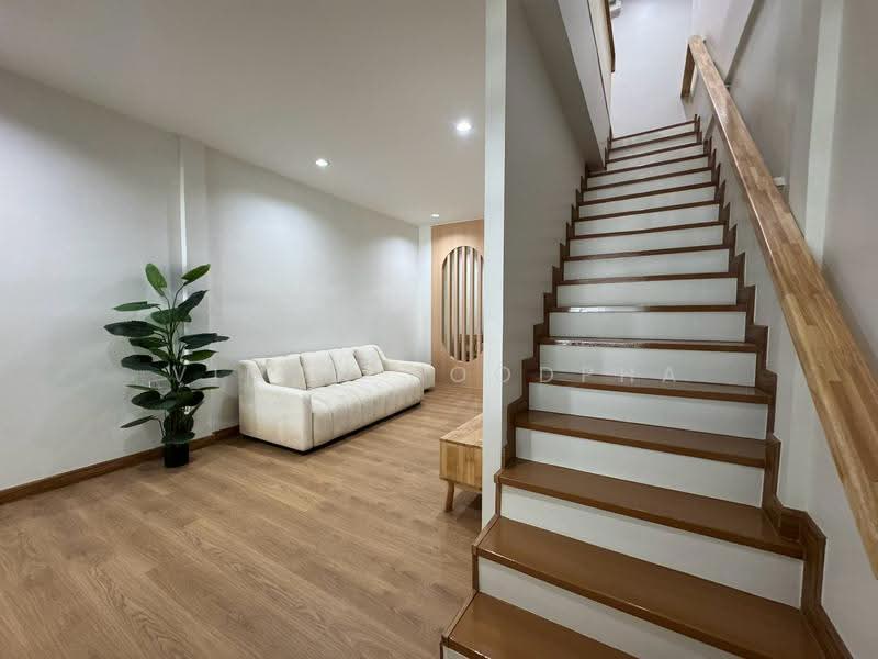 หมู่บ้านอมรพันธ์ ลาดพร้าววังหิน74, Bangkok, Lat Phrao, Bangkok, 3 Bedrooms, 100 sqm, Townhouse For Sale, by Vimon Boodpha, 500257346 - DDproperty.com