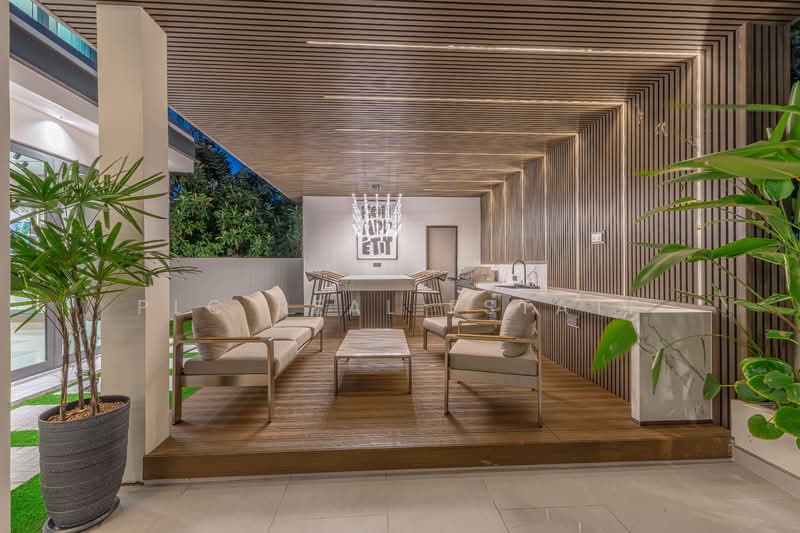 6 Bedroom Luxury Pool Villa for Sale in Na Jomtien Pattaya, Bang Lamung, Bang Lamung (Pattaya), Chon Buri (Pattaya), 7 Bedrooms, 700 sqm, Villa For Sale, by PLC real estate, 500257360 - DDproperty.com