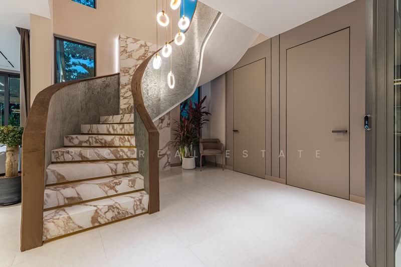 6 Bedroom Luxury Pool Villa for Sale in Na Jomtien Pattaya, Bang Lamung, Bang Lamung (Pattaya), Chon Buri (Pattaya), 7 Bedrooms, 700 sqm, Villa For Sale, by PLC real estate, 500257360 - DDproperty.com