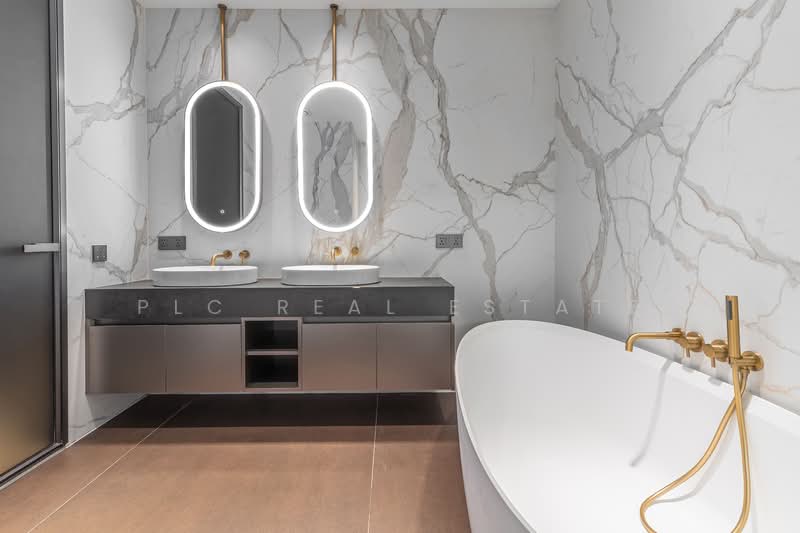 6 Bedroom Luxury Pool Villa for Sale in Na Jomtien Pattaya, Bang Lamung, Bang Lamung (Pattaya), Chon Buri (Pattaya), 7 Bedrooms, 700 sqm, Villa For Sale, by PLC real estate, 500257360 - DDproperty.com