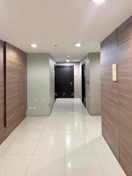 Belle Grand Rama 9, Bangkok, 131 Rama 9 Road, Huai Khwang, Huai Khwang, Bangkok, 1 Bedroom, 40 sqm, Condo For Sale, by Punpapa Rassamee, 500257412 - DDproperty.com