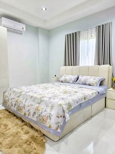 3 Bedroom Pool Villa for Sale in Huay Yai Pattaya, Chon Buri (Pattaya), Bang Lamung, Bang Lamung (Pattaya), Chon Buri (Pattaya), 3 Bedrooms, 235 sqm, Single Detached House For Sale, by PLC real estate, 500257415 - DDproperty.com