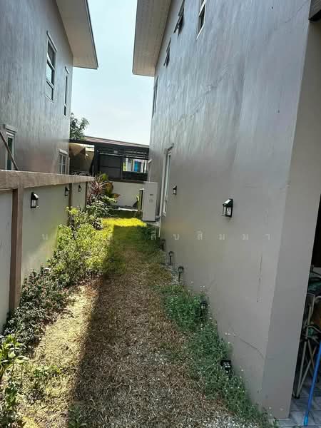 บ้านสร้างขายนอกโครงการ, Chon Buri (Pattaya), Thung Suk La, Si Racha, Chon Buri (Pattaya), 3 Bedrooms, 120 sqm, Townhouse For Sale, by นเรศ สืบสิมมา, 500257428 - DDproperty.com