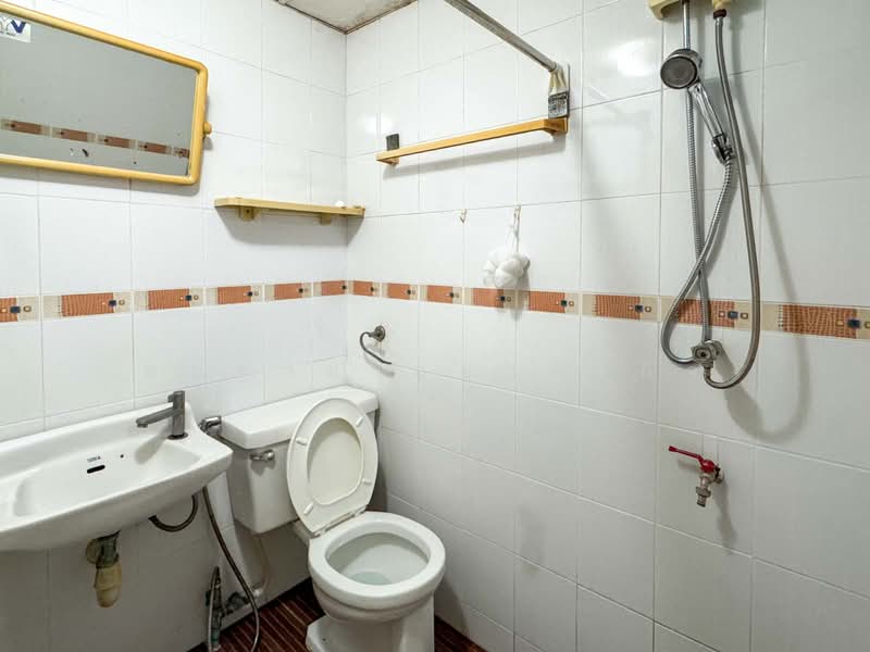 Asian Tower, Bangkok, 210 Charoen Mit Alley, Phra Kanong Nua, Watthana, Bangkok, 1 Bedroom, 40 sqm, Condo For Sale, by Somchai Ruechajirakit, 500257455 - DDproperty.com