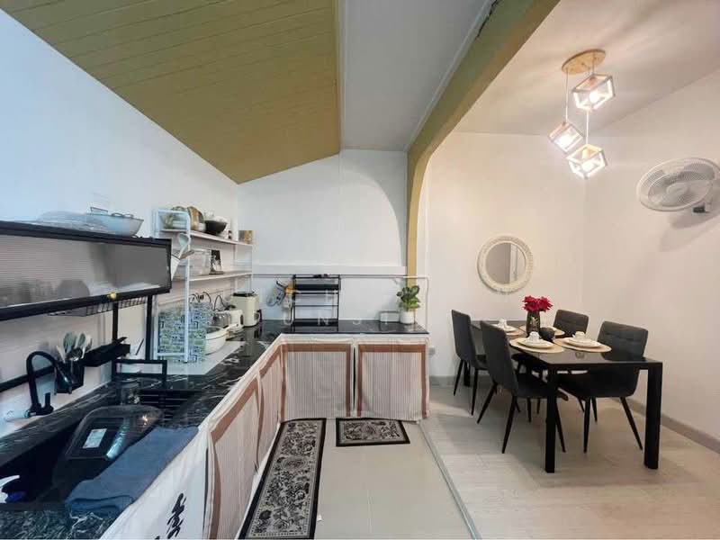 For Rent - ทาวน์เฮ้าส์ในโครงการ ให้เช่า – ใกล้มีโชคพลาซ่า เพียง 5 นาที ค่าเช่า 15,000 บาท / เดือน No.5H650, Chiang Mai