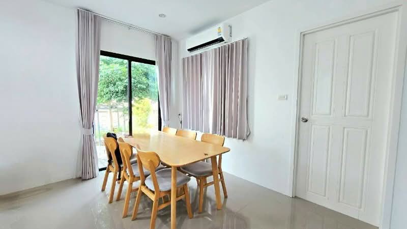 Chatluang 15-1, Pathum Thani, 91-8 สำนักงานขาย หมู่บ้านฉัตรหลวง 15-1, Bang Toei, Sam Khok, Pathum Thani, 3 Bedrooms, 150 sqm, Single Detached House For Sale, by คุณ ศันสนีย์ ( เก๋ ), 500257465 - DDproperty.com