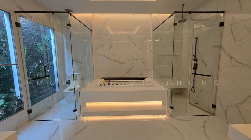 House, Bangkok, Khlong Tan Nua, Watthana, Bangkok, 5 Bedrooms, 801 sqm, Single Detached House For Rent, by Amornrat On-Thong, 500257480 - DDproperty.com