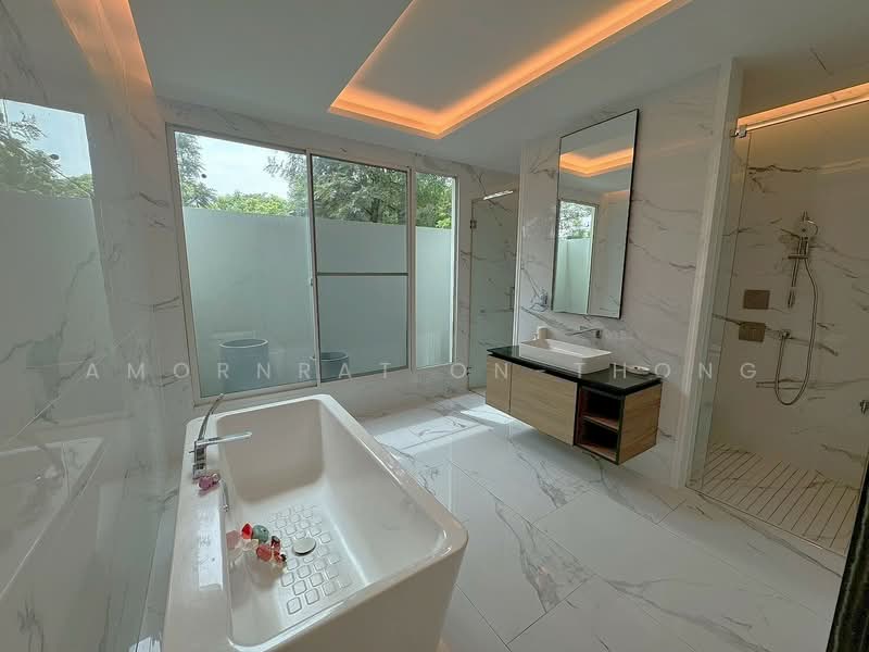 House, Bangkok, Khlong Tan Nua, Watthana, Bangkok, 5 Bedrooms, 801 sqm, Single Detached House For Rent, by Amornrat On-Thong, 500257480 - DDproperty.com