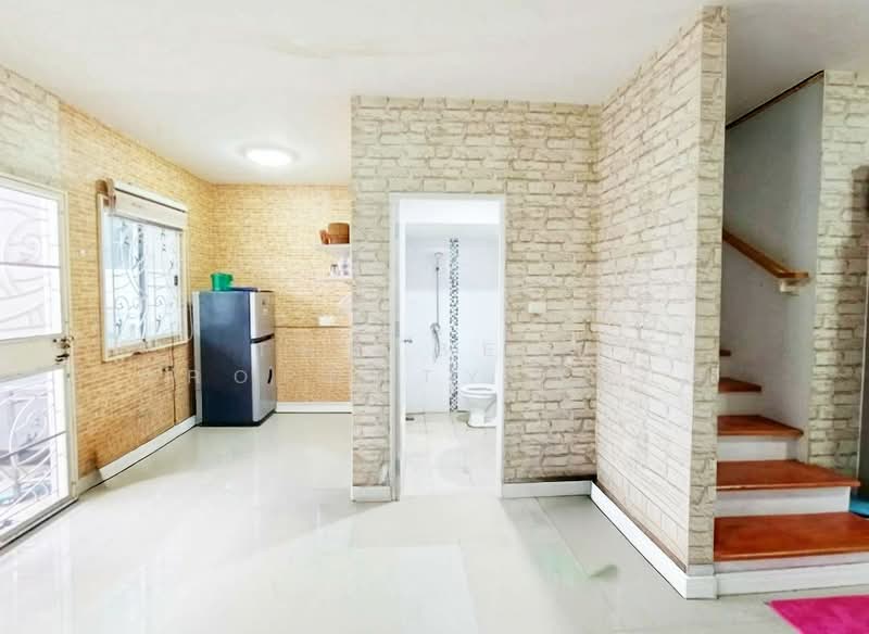 ขาย - Lio Chachoengsao-Bang Phra : ไลโอ ฉะเชิงเทรา-บางพระ, ฉะเชิงเทรา