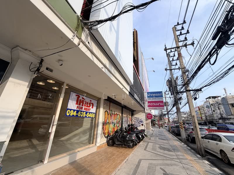 Commercial Building for Rent in Hua Hin City Near Market High Foot Traffic Location, Prachuap Khiri Khan, Hua Hin, Hua Hin, Prachuap Khiri Khan, 4 Bedrooms, 160 sqm, Townhouse For Rent, by Fazwaz (Thailand) Co., Ltd., 500257489 - DDproperty.com